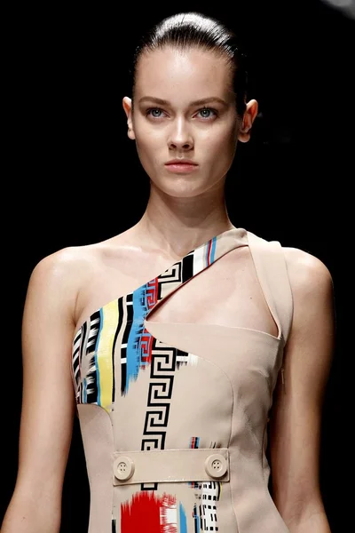 Look 70